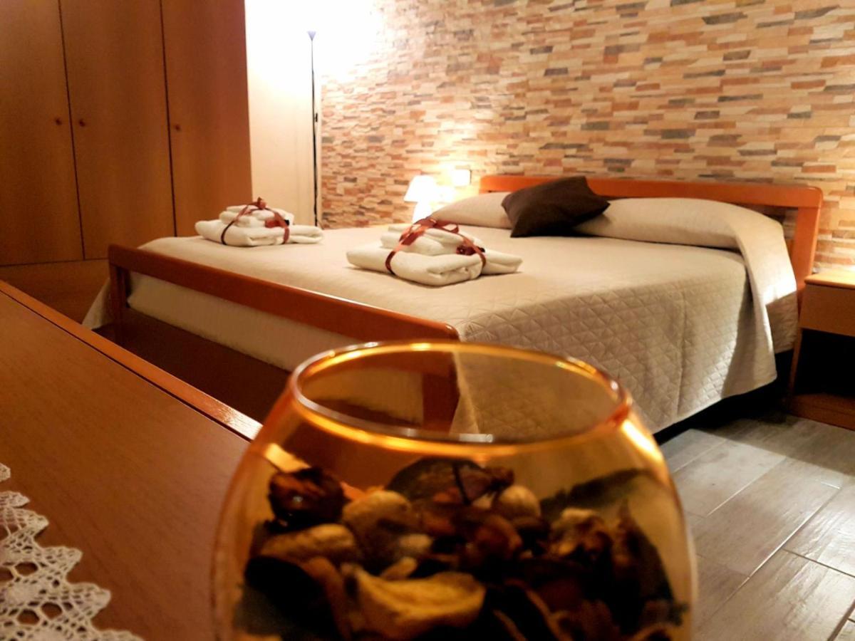 Frascineto Il Vicoletto Bed & Breakfast エクステリア 写真